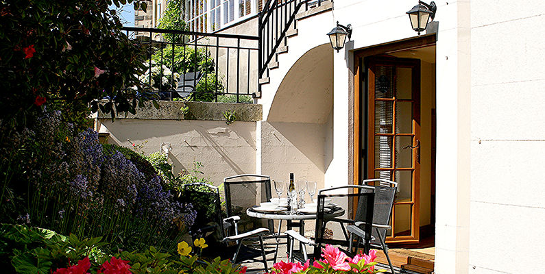 Kingsview Apartment - Sleeps 4 people, Sky TV, Private parking, Free WIFI, 4 star STB rating Kingsview Apartment - Sleeps 4 people, Sky TV, Private parking, Free WIFI, 4 star STB rating