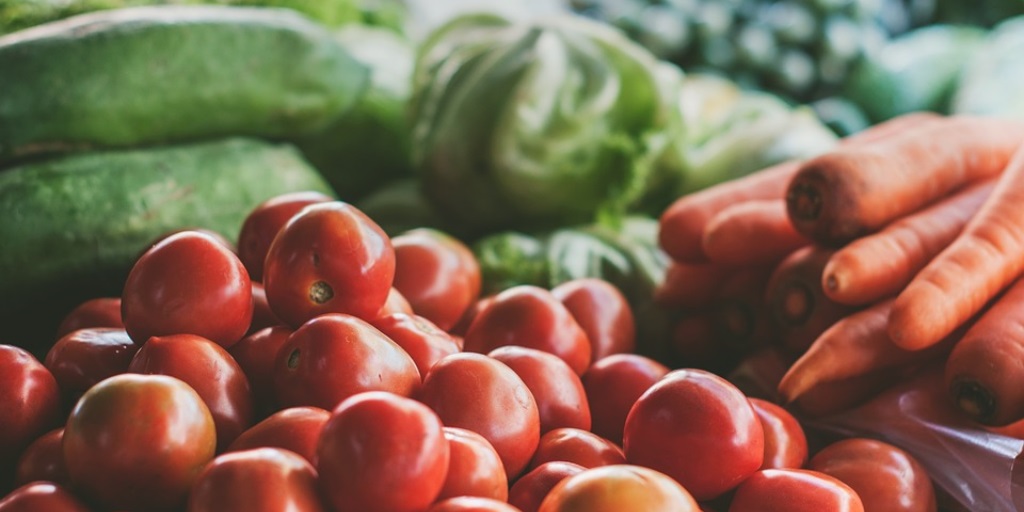 Buy seasonal produce in the heart of Stirling Buy seasonal produce in the heart of Stirling