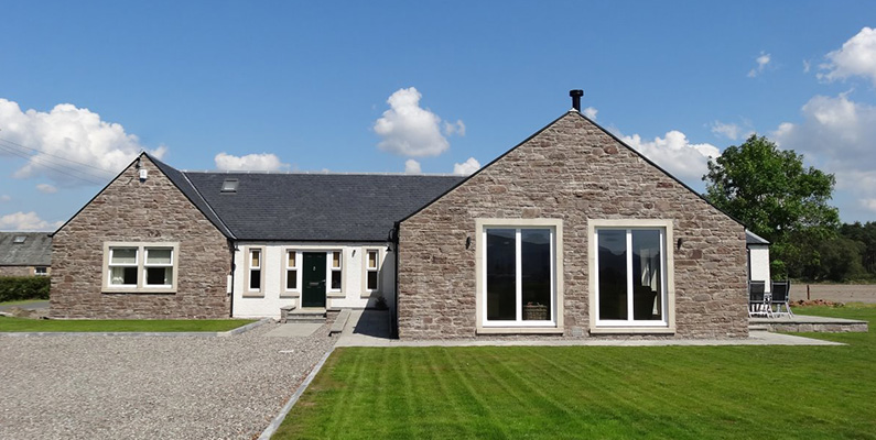 Tigh Mor - Sleeps 8, Free Wifi, Private Parking, Disabled Access Tigh Mor - Sleeps 8, Free Wifi, Private Parking, Disabled Access
